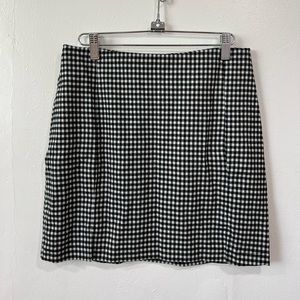 NEW checkered skirt 🤩